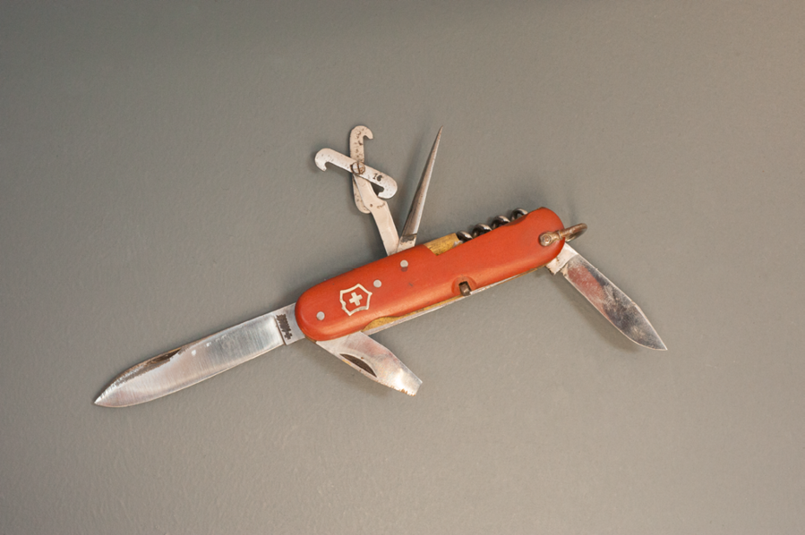 Schweizer Soldatenmesser achtteilig  1917  Fa  Victorinox