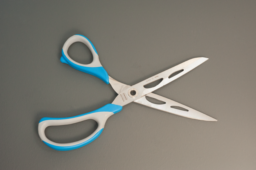 Haushaltsschere mit Ringlock-Patent Verbindung  Premana  Italien 2017